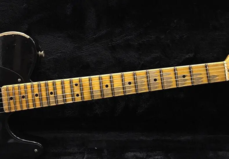 Tienda personalizada, TELE 6 cuerdas maple fingerboard guitarra eléctrica, relic telecaster gitaar. guitarra de color negro
