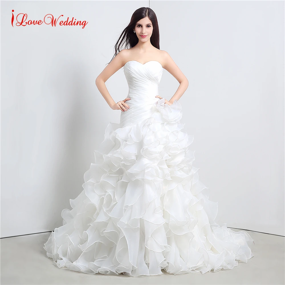 Женское платье из органзы свадебное со шлейфом и вырезом сердечком|bridal gown|fashion