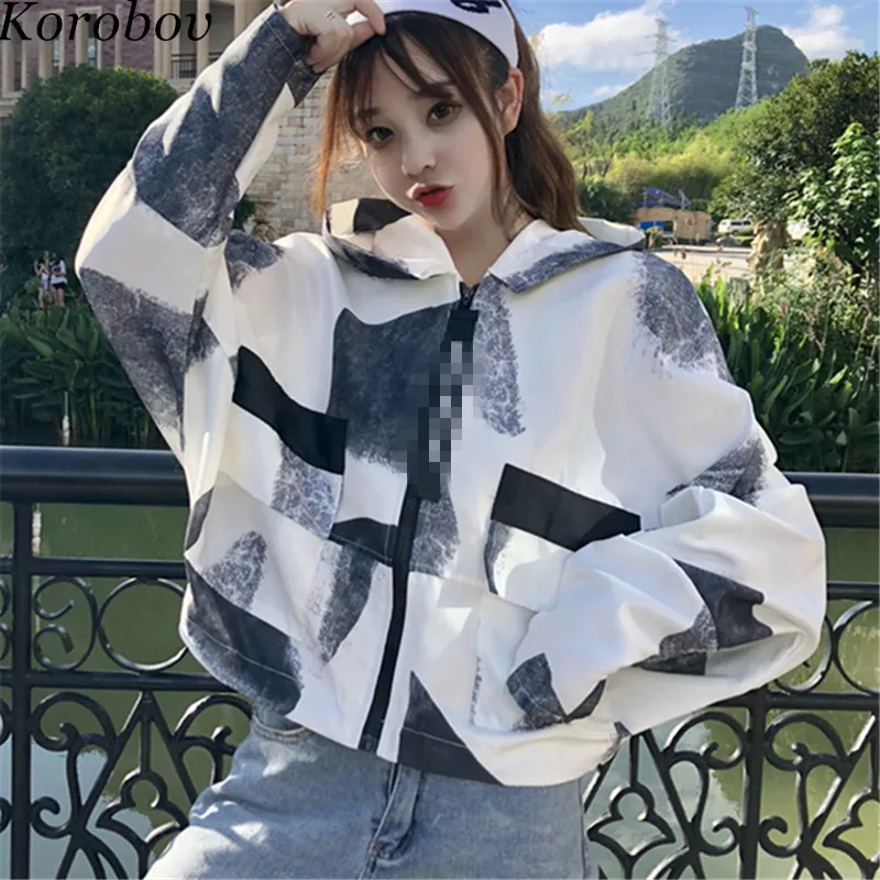 

Korobov 2019 New Arrival Graffiti Print Female Jackets O-Neck Hooded Women Jackets Harajuku Casual Pockets Coats 76679
