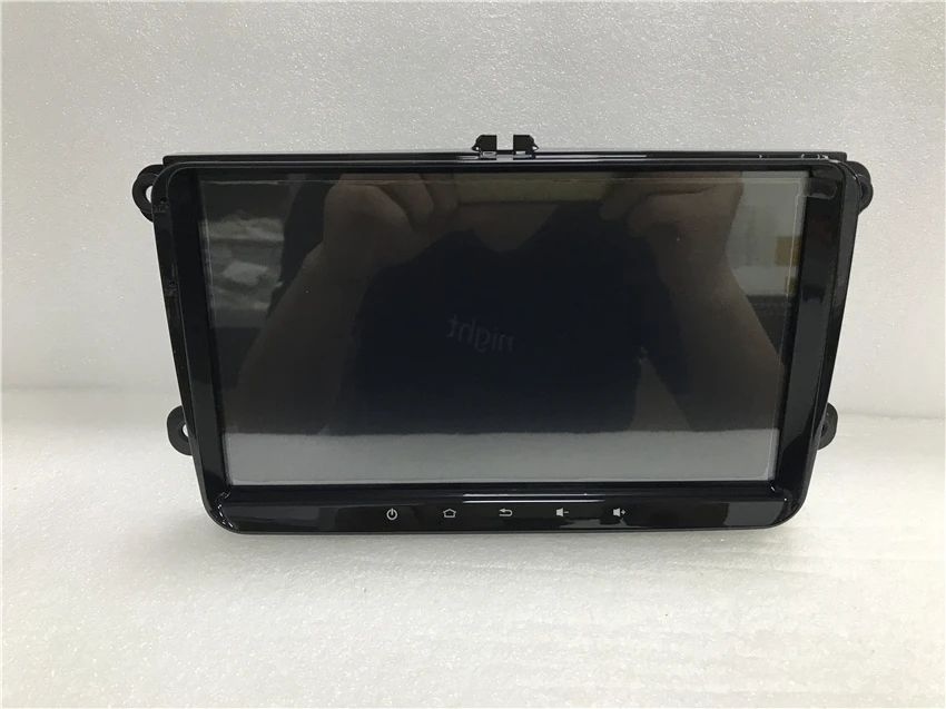 Cheap 9" HD Android 8.1 Car Stereo For T5 Transporter Polo Golf Passat Eos Rabbit Scirocco Tiguan Jetta Altea Leon Toledo Fabia Yeti 22