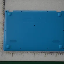 Фирменный ноутбук lenovo IdeaPad100S-11IBY под крышкой синего цвета, нижний чехол 3N синий 80R2