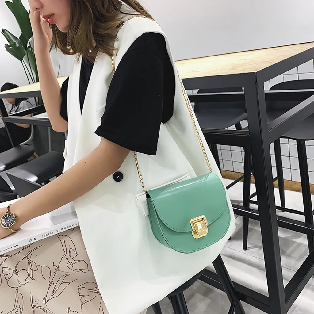 Woman leather Crossbody Bag summer Ladies Retro Countryside Leisure beach chain Bags Casual One Shoulder Small Square Bag,Black,Mini Max Length20cm