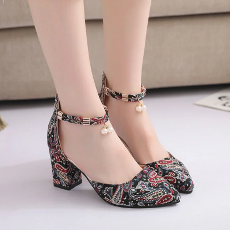 

2019 latest fashion summer Europe and the United States thick with wild shallow mouth buckle women's shoes