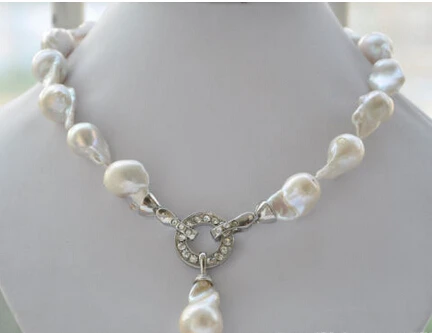 

Jewelr 004292 23mm white baroque keshi Reborn necklace pendant