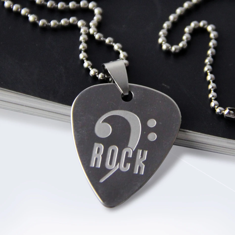 

Metal Rock Roll Style Metal Guitar Pick Necklace Stainless Steel Picks Free Shipping 0.09cm