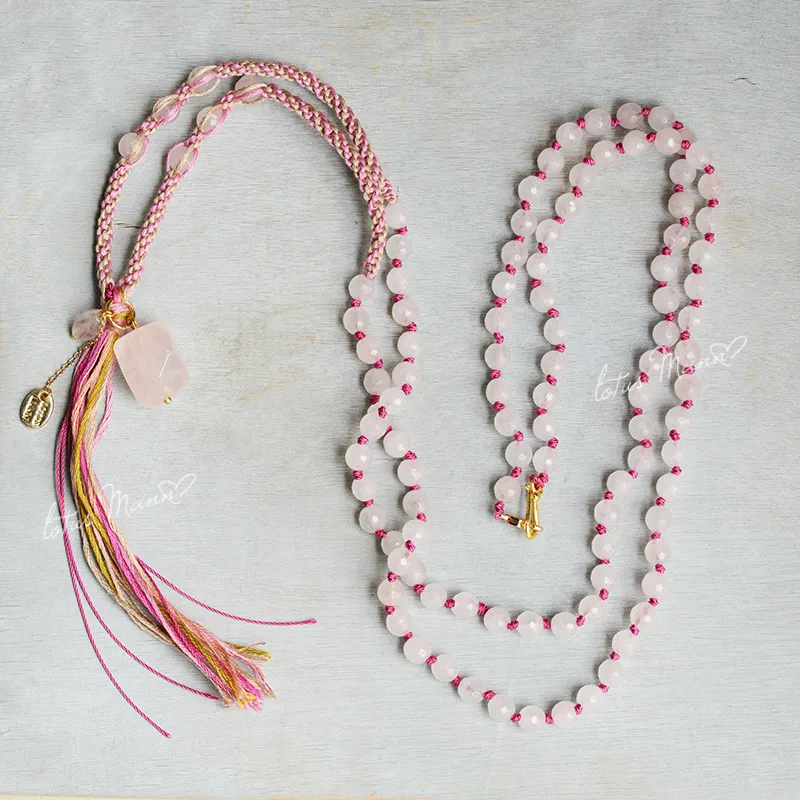 

Lotus Mann Powder long layered fringe necklace powder crystal necklace in Europe and the female