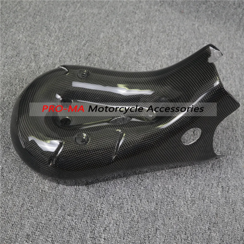 

Motorcycle Exhaust Cover in Carbon Fiber For Ducati Panigale 899 1199 Plain Glossy