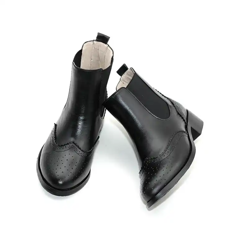 flat bottom chelsea boots