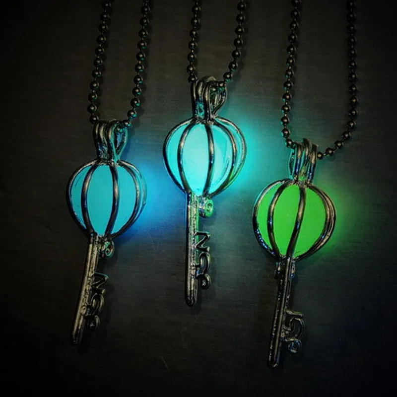 key necklace (1)