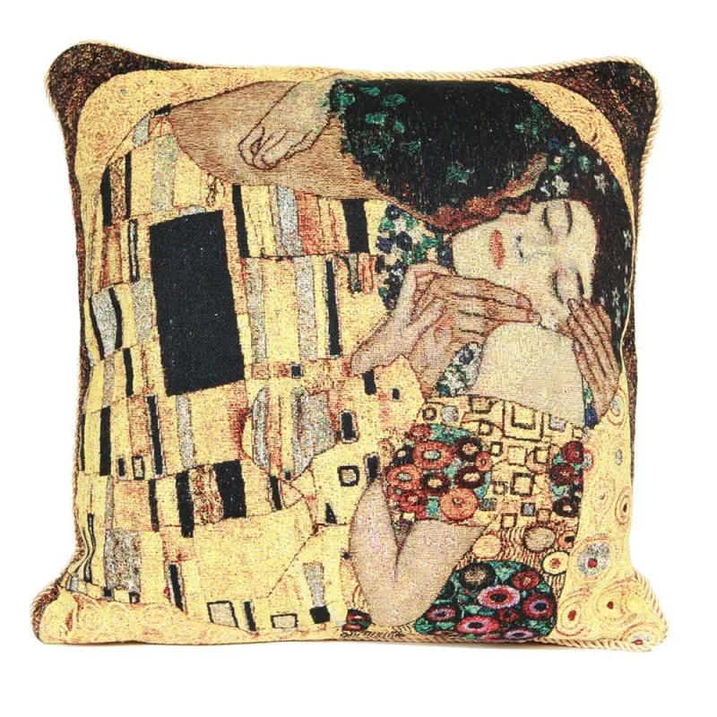 gustav-klimt-kiss-cushion-in-gold(1)