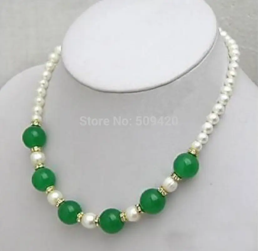 

Free Shipping >>Beautiful white Pearl Necklace with green