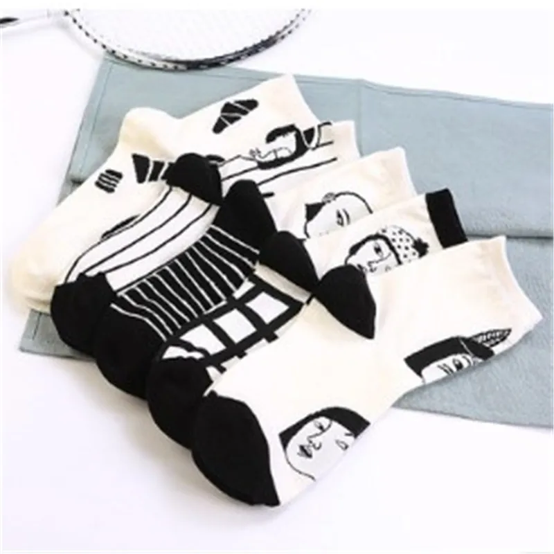 

Fashion Japan Style Cool Sexy Women Funny Head Patterned Short Socks Hipster Art Ankle Harajuku Cotton Funny Socks College Wind