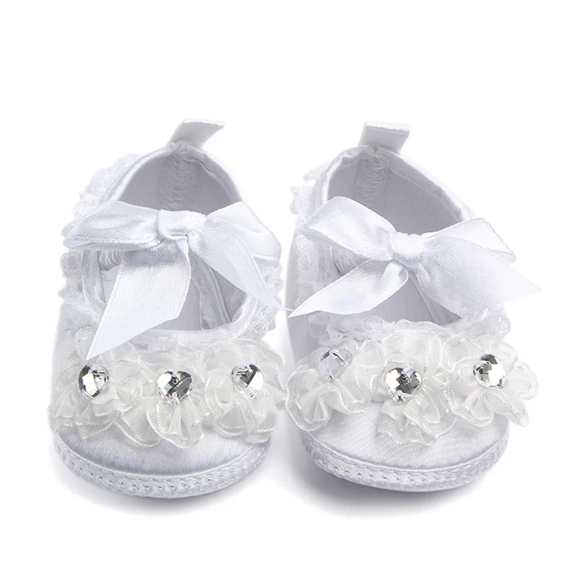 Delebao Brand Transparent Crystal Lace And lace Baby Shoes Pure White