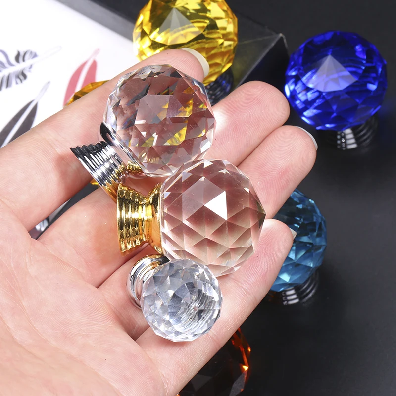 Round Diamond Crystal Glass Knobs Cupboard Pulls  (15)