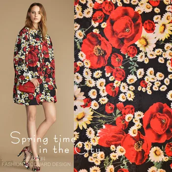 

New high-grade jacquard plus printed flowers fashion fabric catwalk dress fabric 145cm wide 280g / m