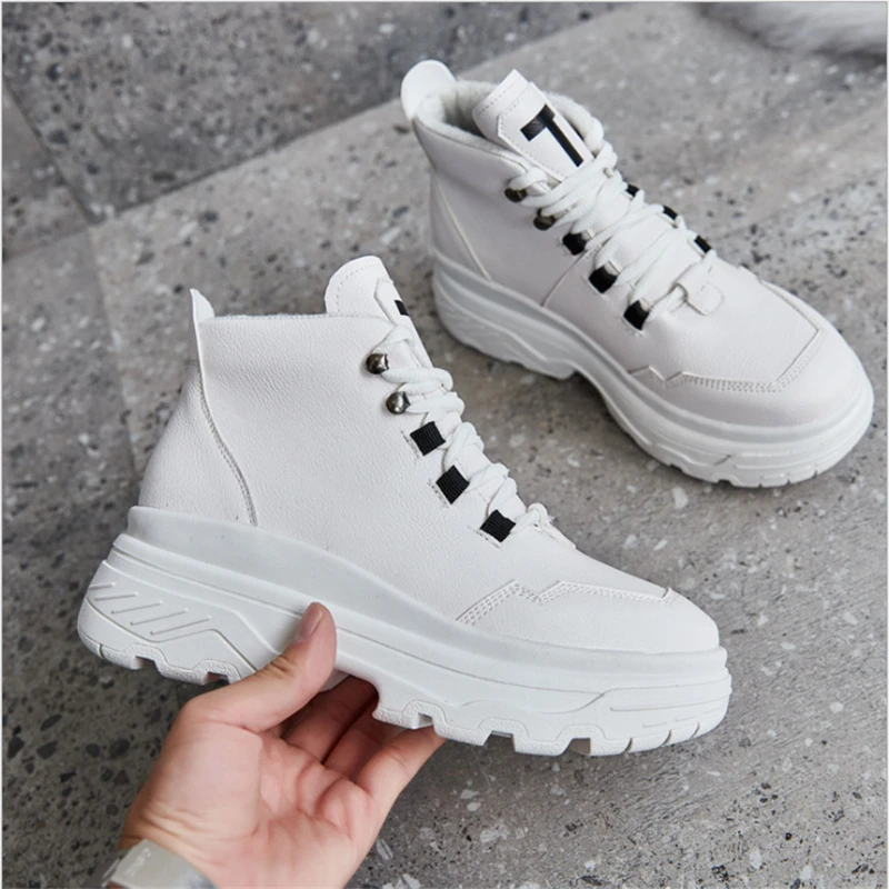 High-top Women's Shoes 2018 New Platform Sports Shoes Outdoor Running shoes White Black High Waterproof High Quality Sneakers