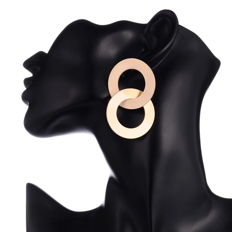 6 (19)