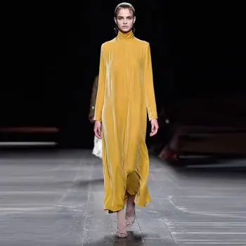 

BOHOFREE High Quality Autumn Winter Velvet Dress Turtle Neck Long Sleeve Maxi Vestidos Femininas OVersized Runway Dress Women