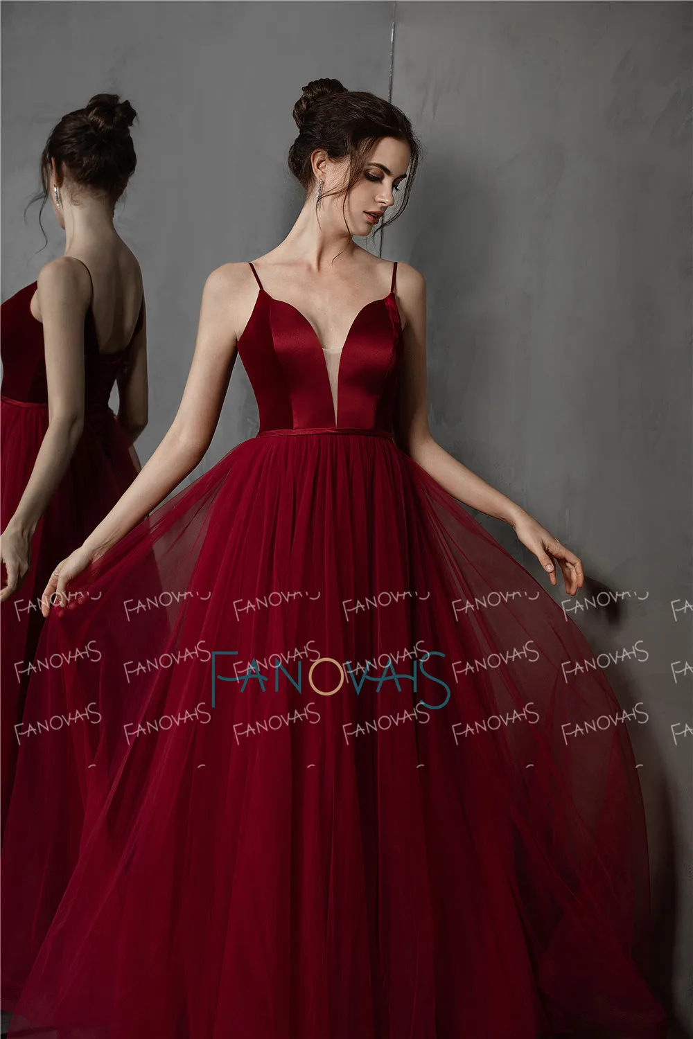 Burgundy Evening Dresses Long Straps V Neck Tulle Velvet A-Line Lace Up Back Evening Gown Prom Dress Robe de Soiree NE58