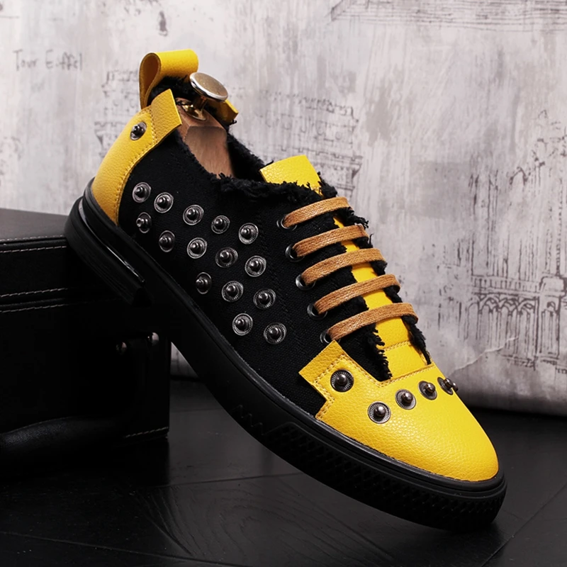 

QWEDF Men Fashion Punk Shoes Leather Spring Autumn Rivets Loafers Male Casual Denim Shoes Personality Leisure Sneakers X1-26