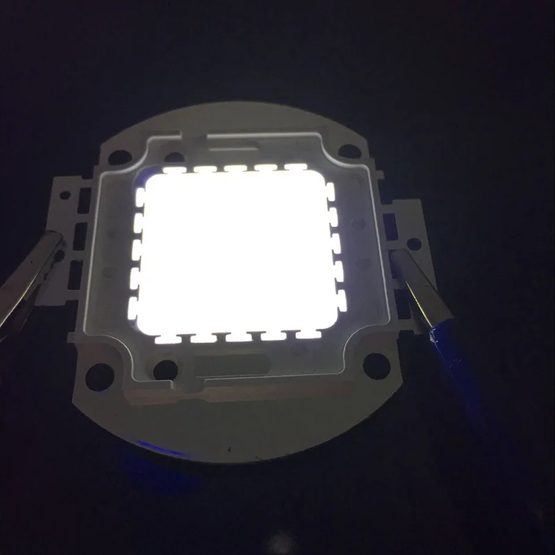 

3W-5W-10W-20W-30W-50W-100W-365nm-370-425Nm-395nm-LED-Ultraviolet-UV-Light-chips 3W-5W-10W-20W-30W-50W-100W-365nm-370-425Nm