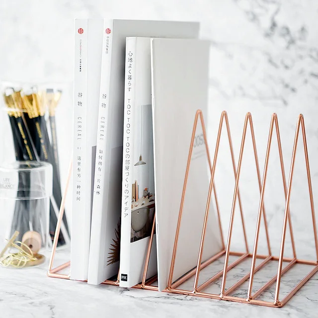 

High quality plating triangle bookshelf Nordic ins Iron tabletop shelving Magazine books creative shelves home office Decoration
