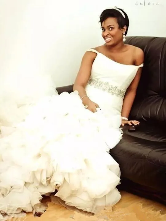 off-the-shoulder-mermaid-wedding-dresses-with-sash-beads-ruffles-tiered-skirt-plus-size-wedding-dress-custom-made-african-bridal-gowns (3)_