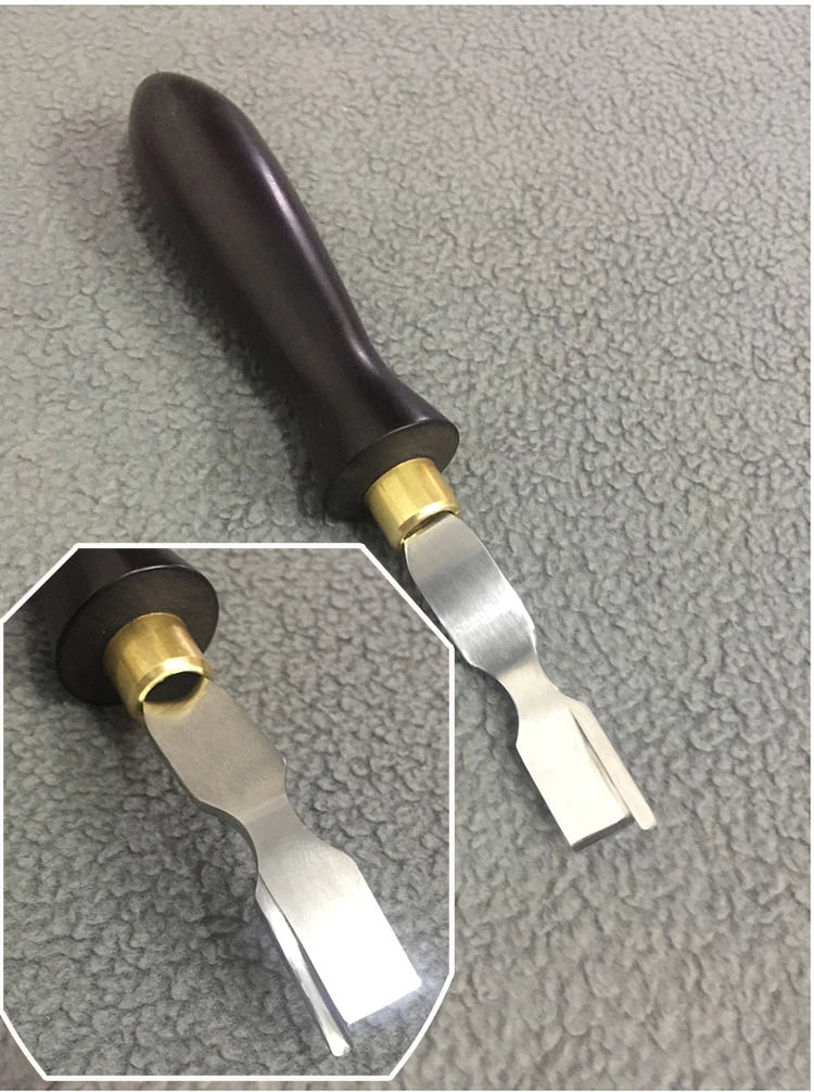 

Handmade shoe making tools-channeling the shoulder of the hold fast of the insole