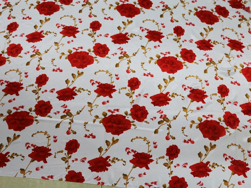 100 см* 148 см дизайн красная роза цветочный Шармез Атласная Ткань Одежда сумка подкладка ткань Cheongsam Tissu