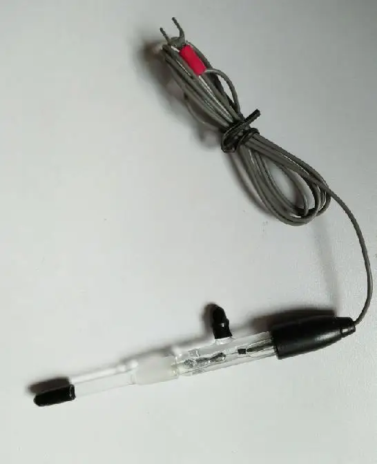 The 802 reference electrode and saturated calomel electrode glass