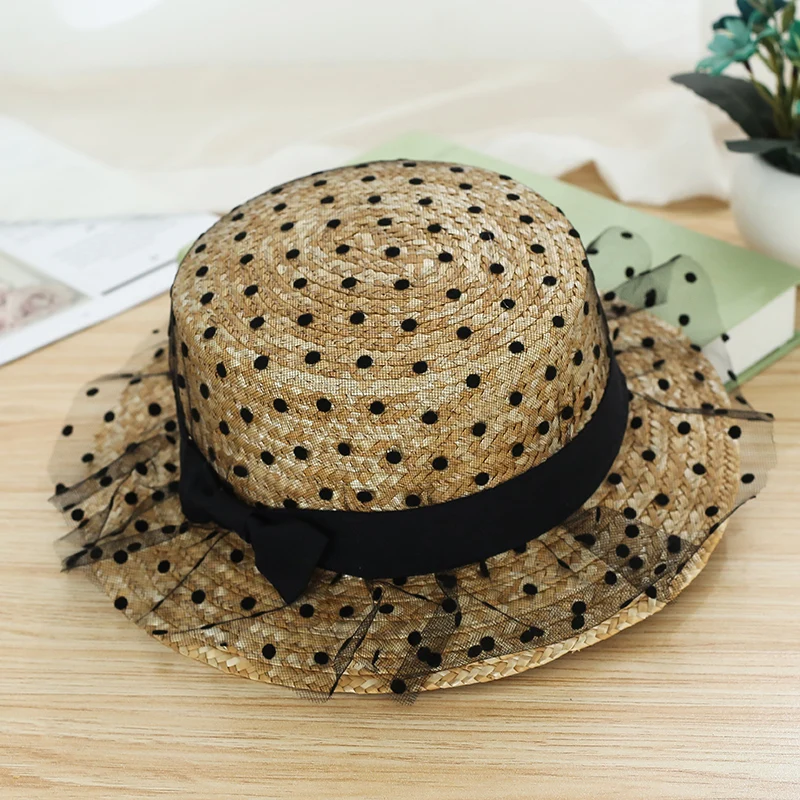 

Summer women' sun hat UV Protect Travel Cap Lady Cap Female Brand Women Flat brim Bowknot Straw cap girls Sun Hat