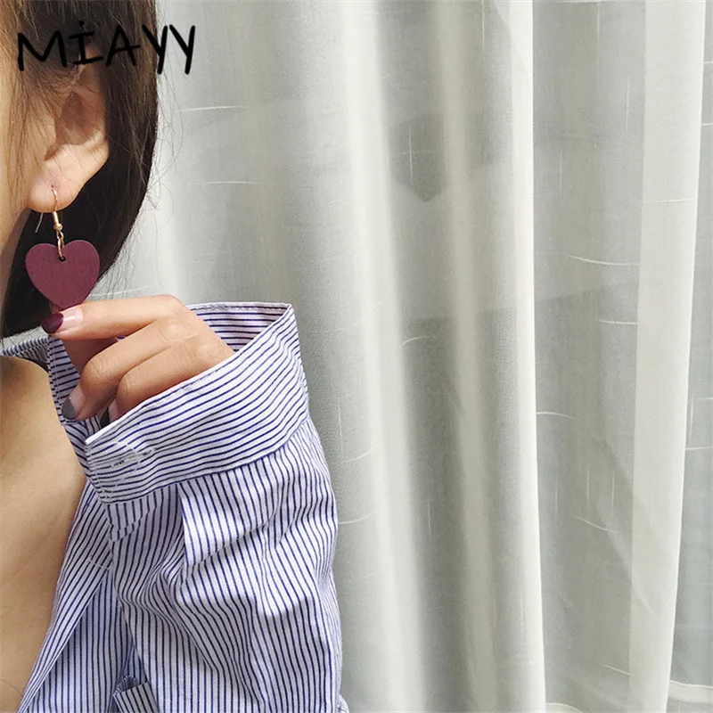 

Korean Earrings For Women Red Wooden Heart Pendant Long Vintage Earrings For Girls Lady Korean Style Bohemian Earrings