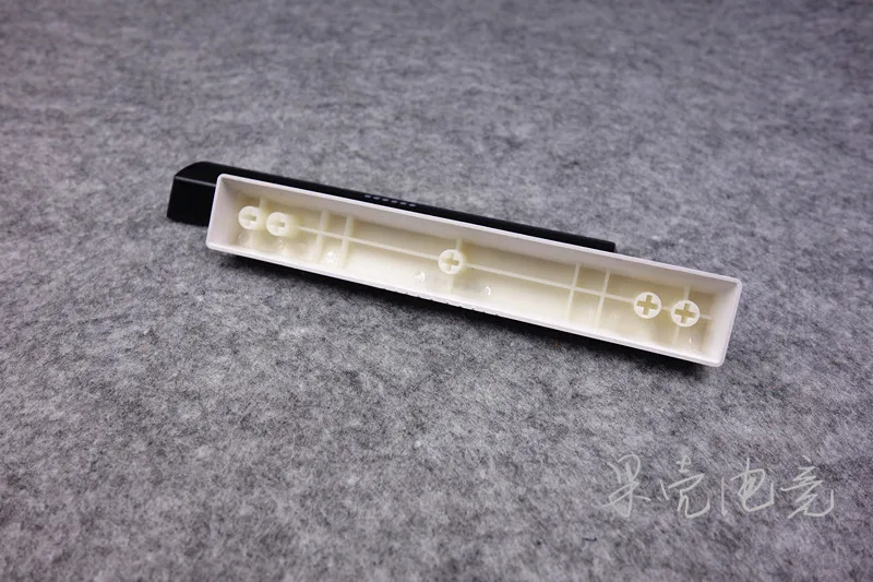 새로운 기계식 키보드 캡 ABS 재질 반투명 공간 키 캡 OEM Thicken 6.25X 표준 공간 키 블랙 화이트