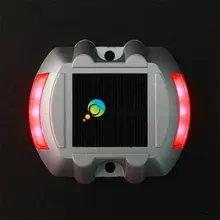 Утвержеденный европейскими стандартами по ограничению на использование опасных материалов в производстве электрического высокого качества алюминиевый проблесковый Дороги Стад 3M Светоотражающие солнечные дорожный указательный знак