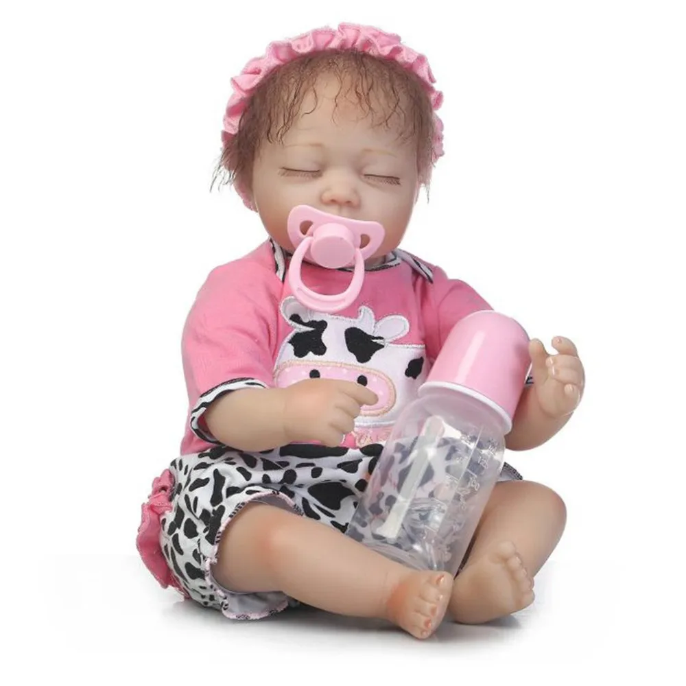 

OCADY 40cm Lifelike Reborn Baby Doll Toys Soft Silicone Vinyl Baby Doll with Cloth Body Reborn Baby Playmate Gift Toys Dolls