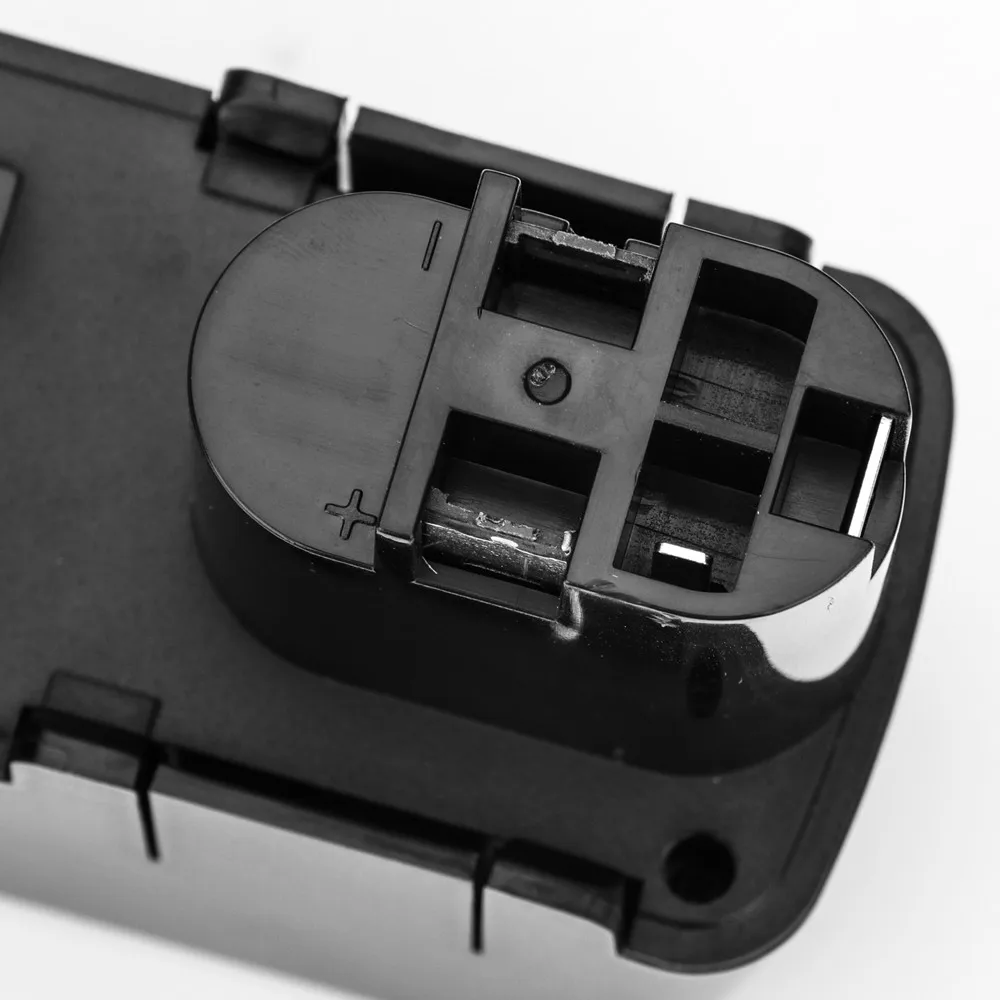 博士 12V 7