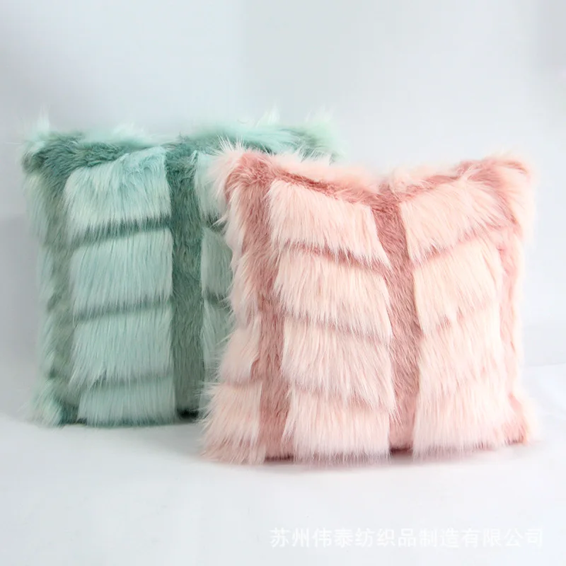 

Faux fur lattice pillow cushion 45*45cm