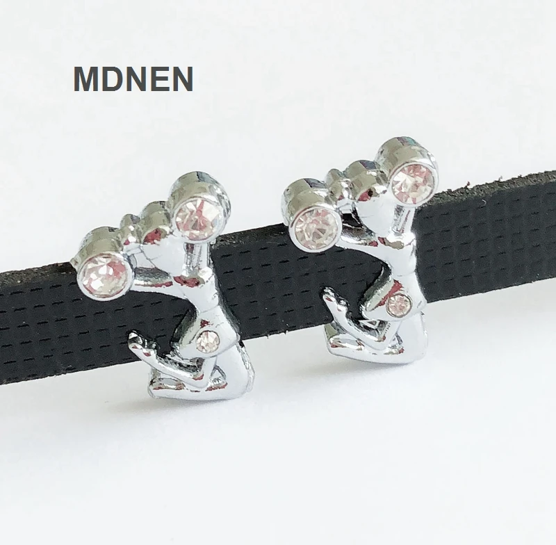 

Free Shipping, 20PCS 8MM Clear Rhinestone Cheerleaders Slide charms Slide Letters Fit 8mm Belts Bracelets Pet Collars