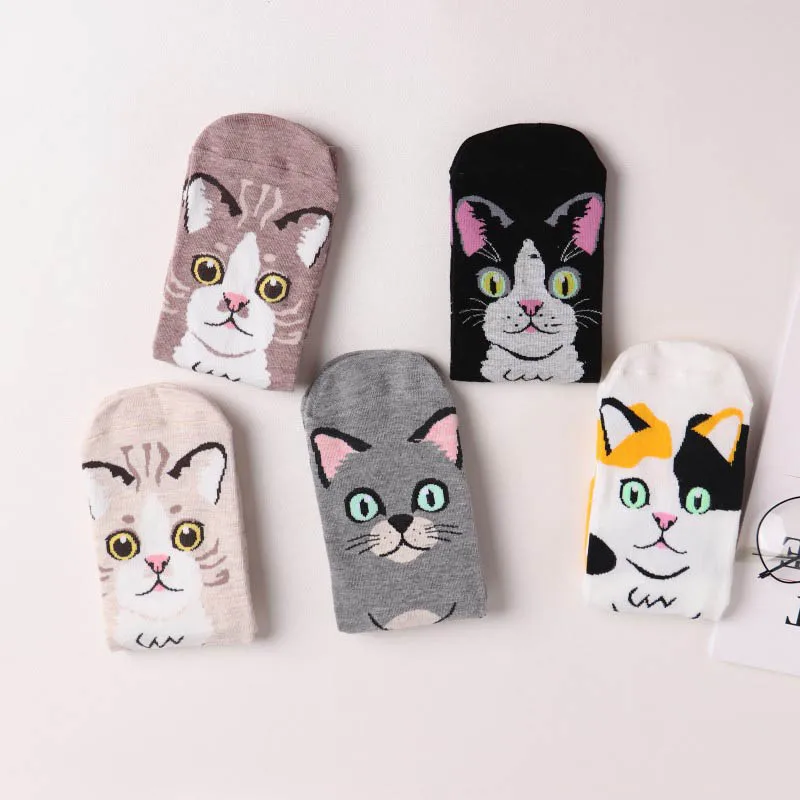 Moonbiffy/женские носки с животными; хлопковые Милые Носки с рисунком кота и лапы в горошек; европейские забавные носки для женщин; Размеры 35-44