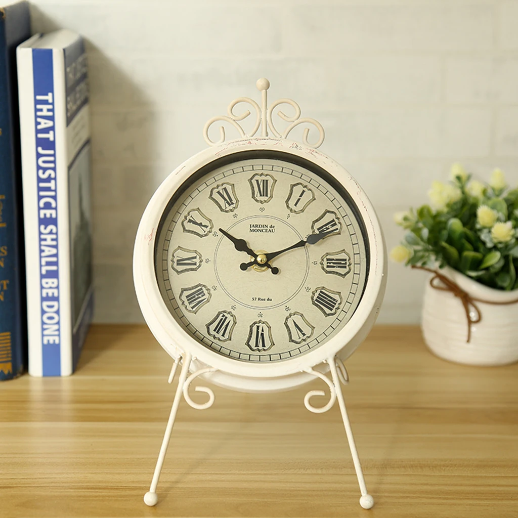Kids Room Bedside Silent Sweep Alarm Clock Rooms Decor AA Battery Table Desk Clock Shelf Display