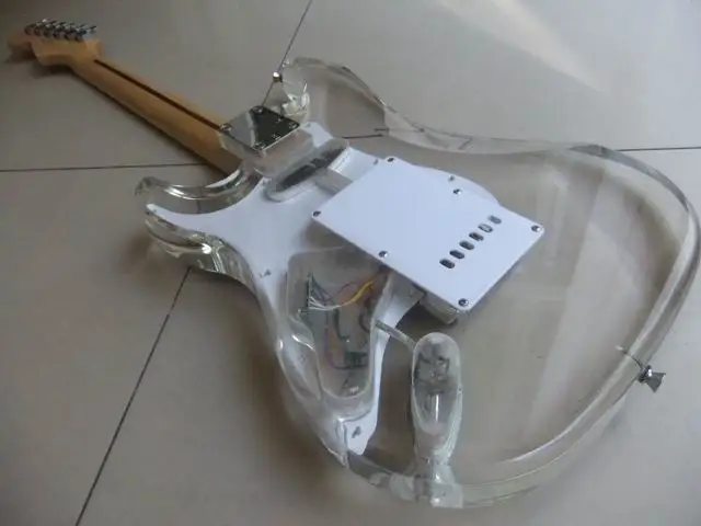 Wholesale New Cnbald Acrylic Crystal electric guitar STR Model In Acrylic Crystal 110628