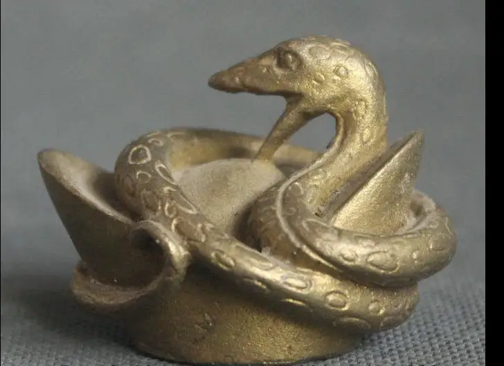 

62619<<++5CM Chinese China Folk Brass Feng Shui Zodiac Year Snake Yuan Bao Wealth Statue