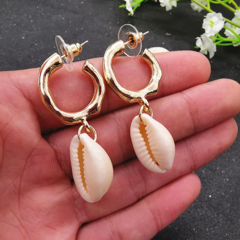 

2019 Fashion Gold Silver Color Shell Earring for Women Imitation Pearl Geometric Drop Earring Statement Cowrie Bincos Jewelry