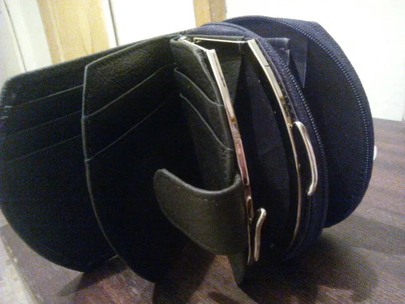 UTB8F3FWbJoSdeJk43Owq6ya4XXau