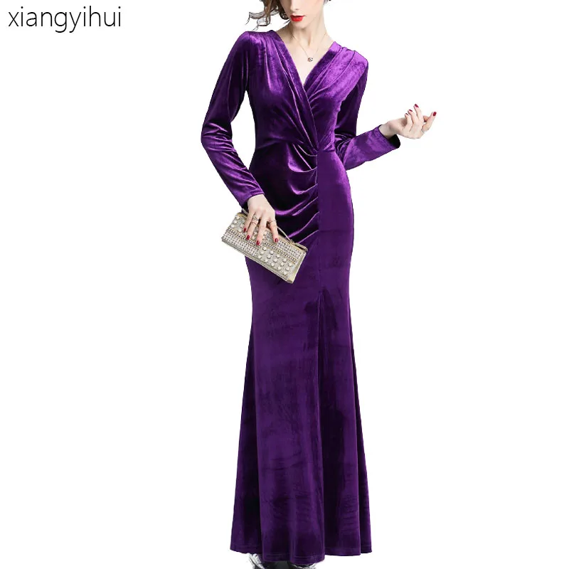 

Vintage Long Maxi Dress Women V-neck long Sleeve Velvet Warm Dress Autumn Winter 2018 Fashion Purple Sexy Floor Length Dresses