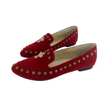 Лидер продаж дамские сапоги на заклепках и блестками в виде рыбьей чешуи Большие размеры 45, 46, с острым носком, Для женщин один из флока, для активного отдыха Новинка обувь kvoll на Туфли без каблуков Claussure Femme