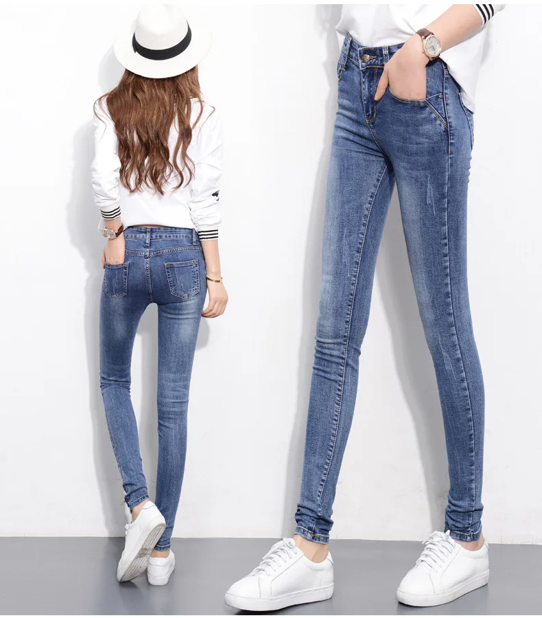 3416137809_2084562574