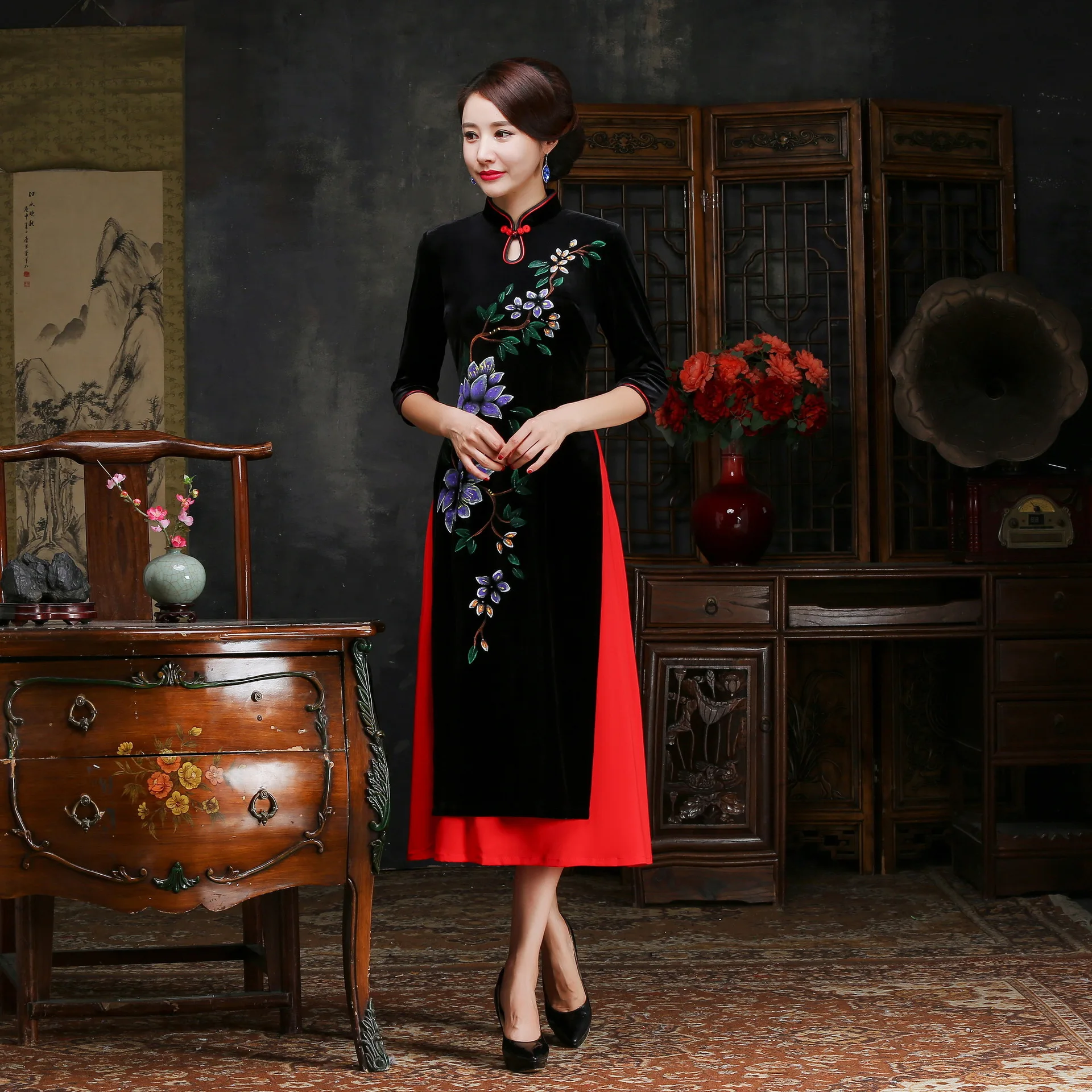 

Floral Women Velour Vietnam Aodai Dress Vintage Long Slim Stage Show Qipao Novelty Handmade Button Female Cheongsam S-4XL