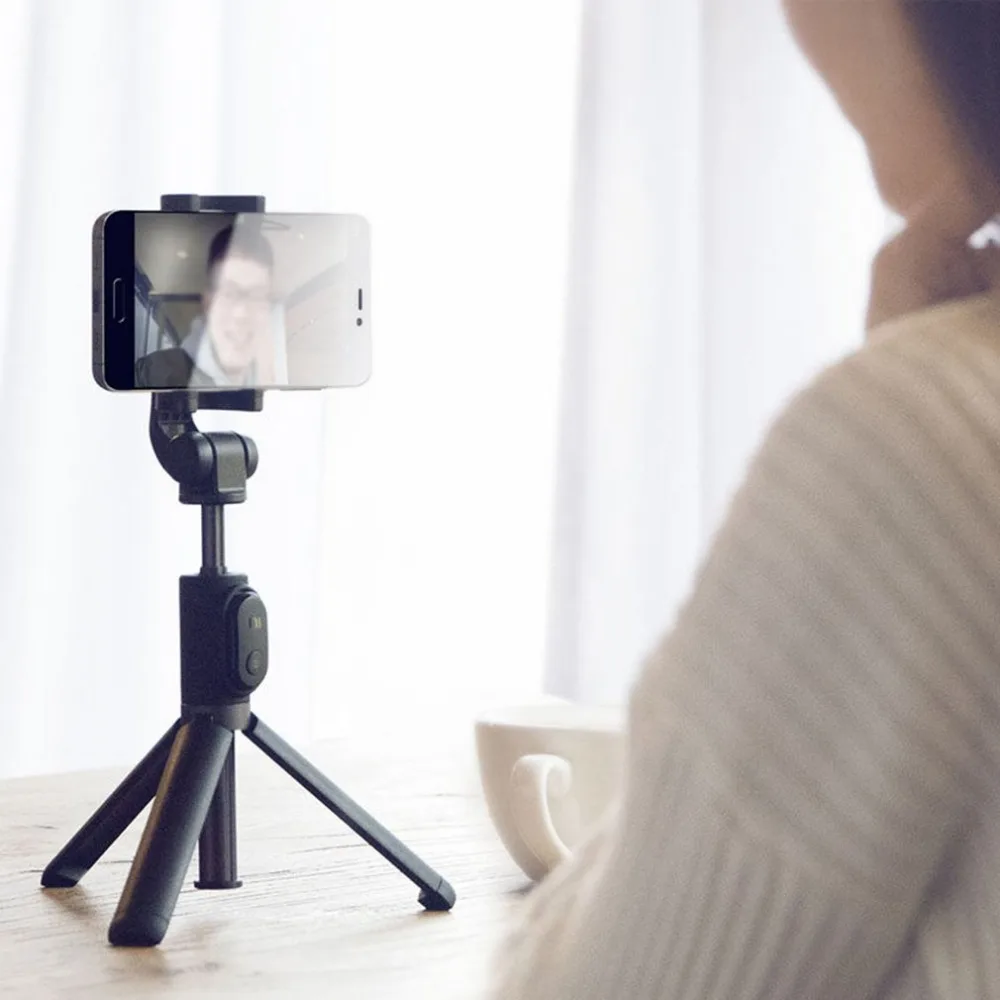 

Xiaomi Mi Portable Bluetooth 3.0 Selfie Stick Extendable Monopod Stand Wireless Tripod Stick Holder for Mobile Phone