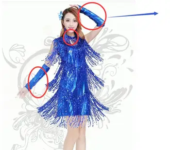 

Gloves + necklaces Does not include clothes